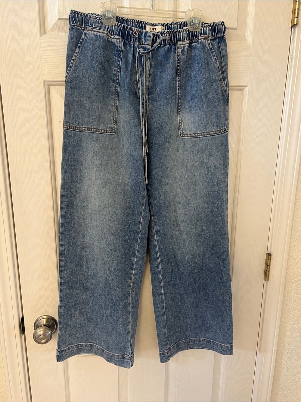 Oat New York Relaxed Wide-Leg Denim Jeans in Blue